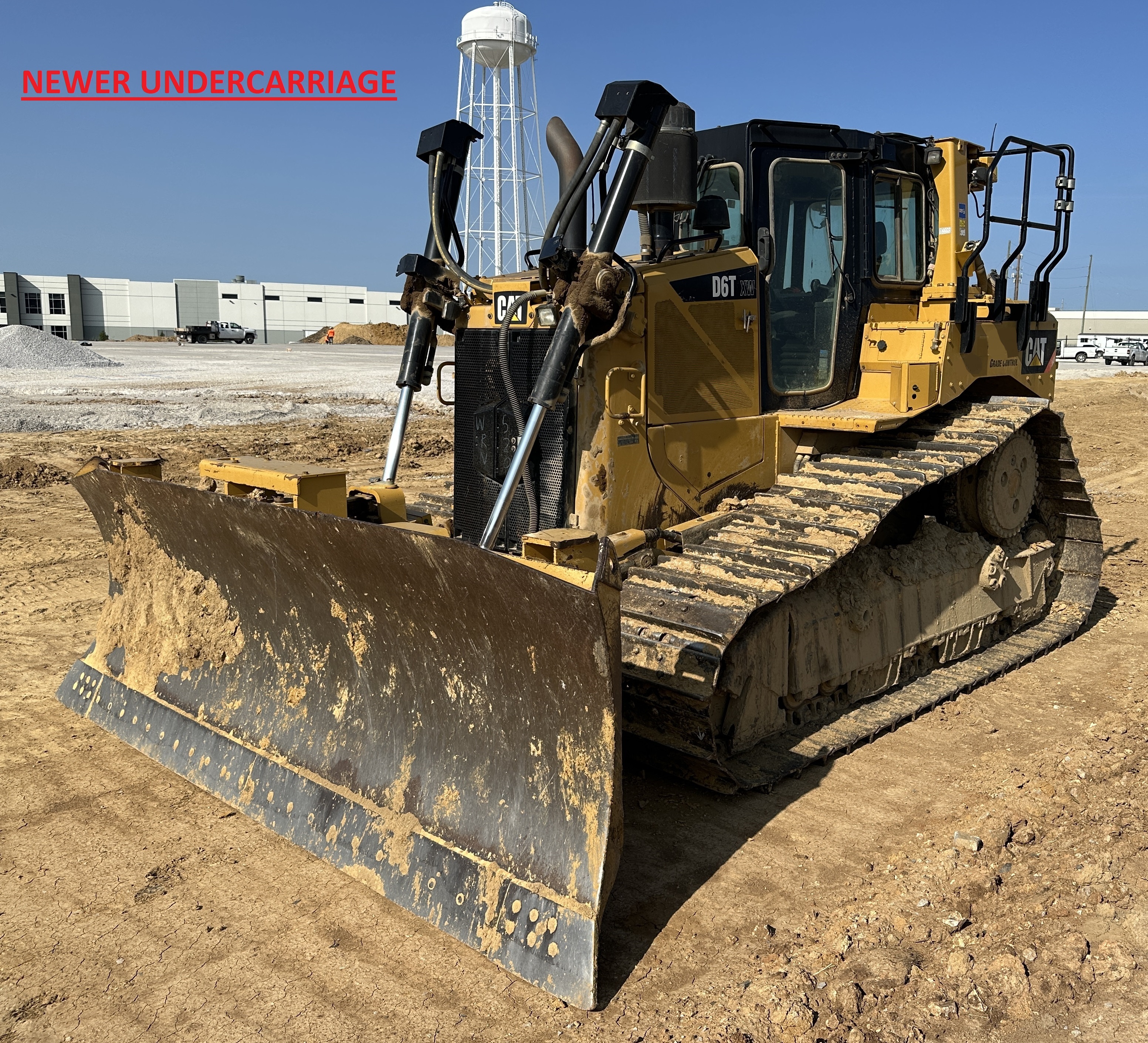 2016 CATERPILLAR D6T XW in Louisville, KY