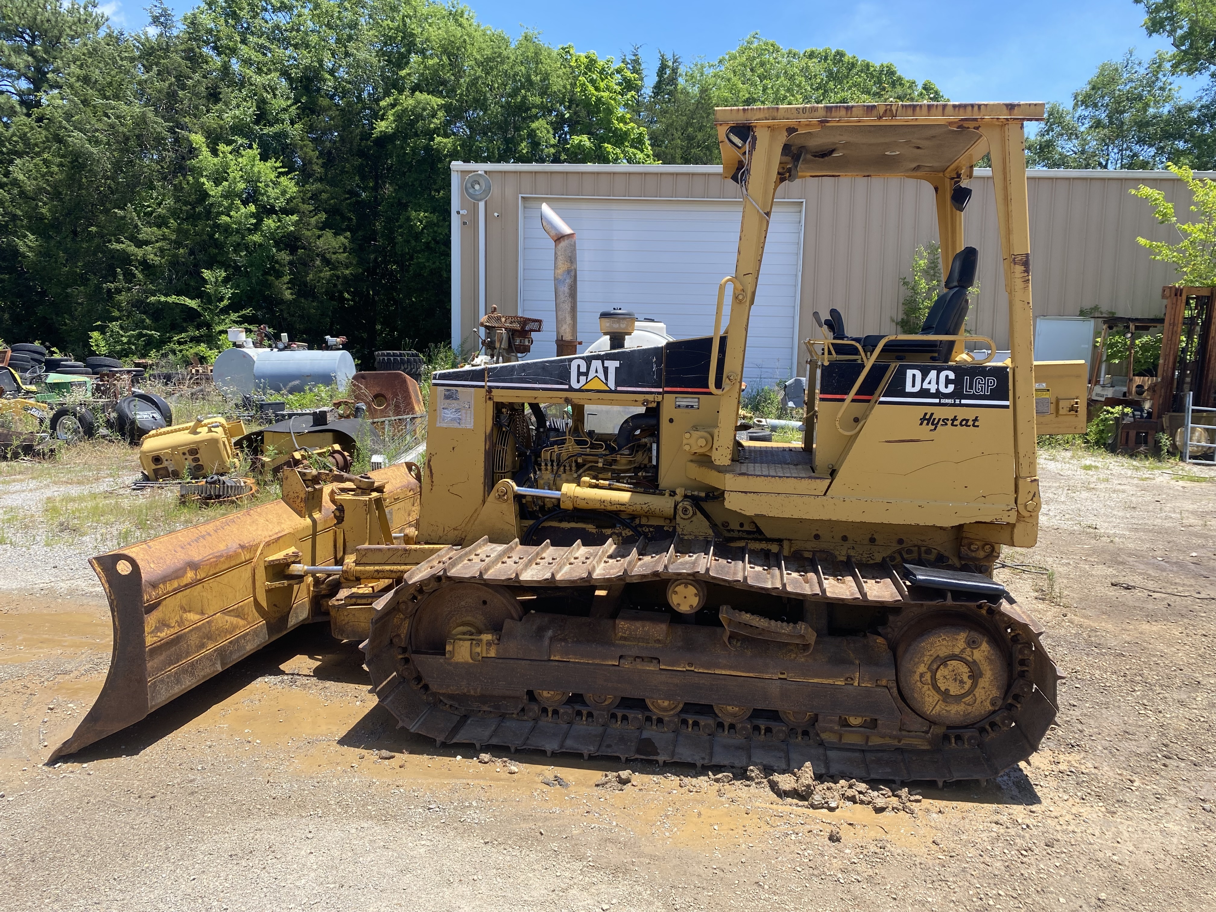 2000 CATERPILLAR D4C LGP III Hystat in Birmingham, AL