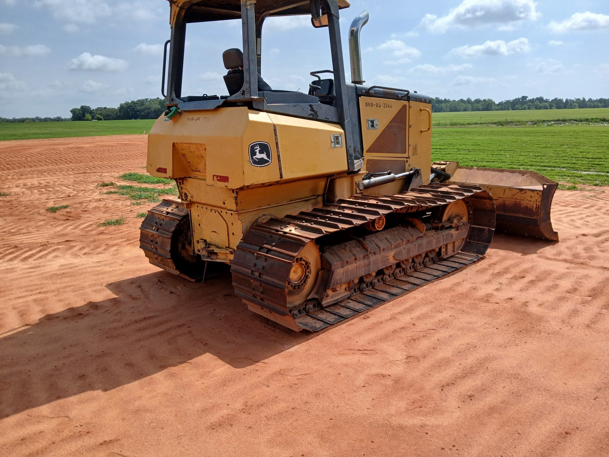 2015 DEERE 650K in Center Hill, FL