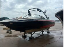 The Coolest Features of Integrated Wakesurf Systems—and Why They Matter image