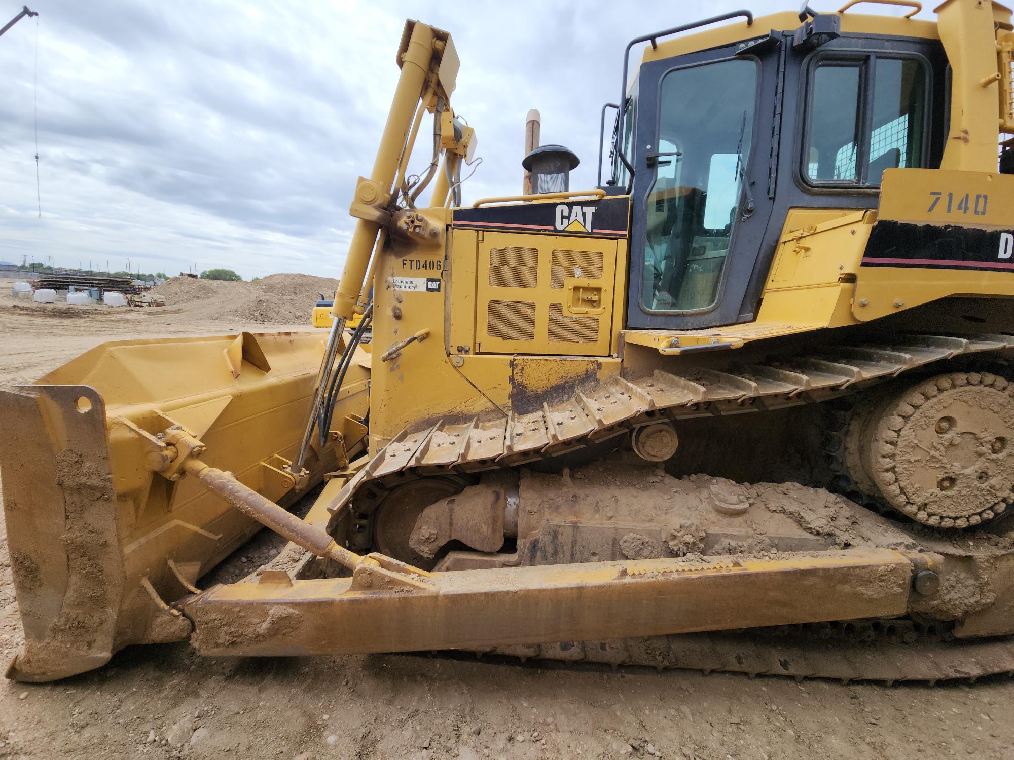 2006 CATERPILLAR D6R XL II Dozer Ripper in Prairieville, LA
