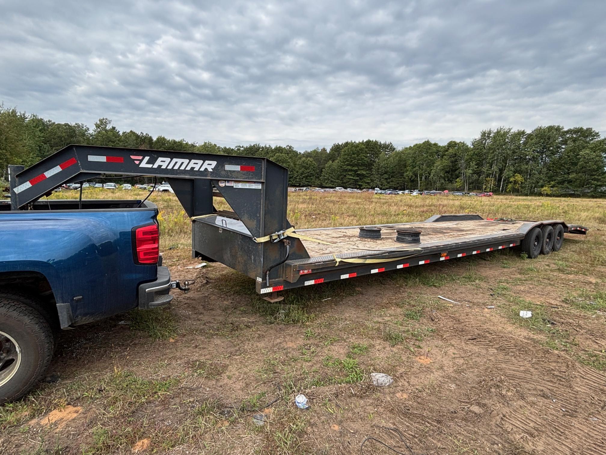 2021 LAMAR H8024037 in Marinette, WI