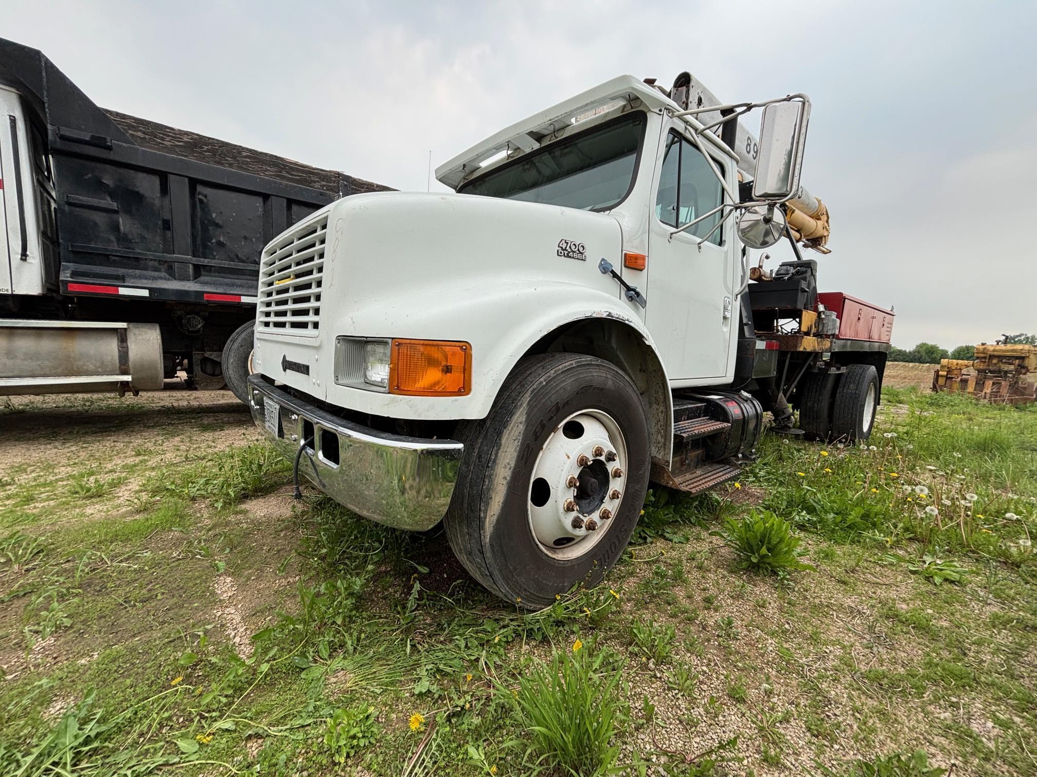 1998 INTERNATIONAL 4700 in Prairieville, LA