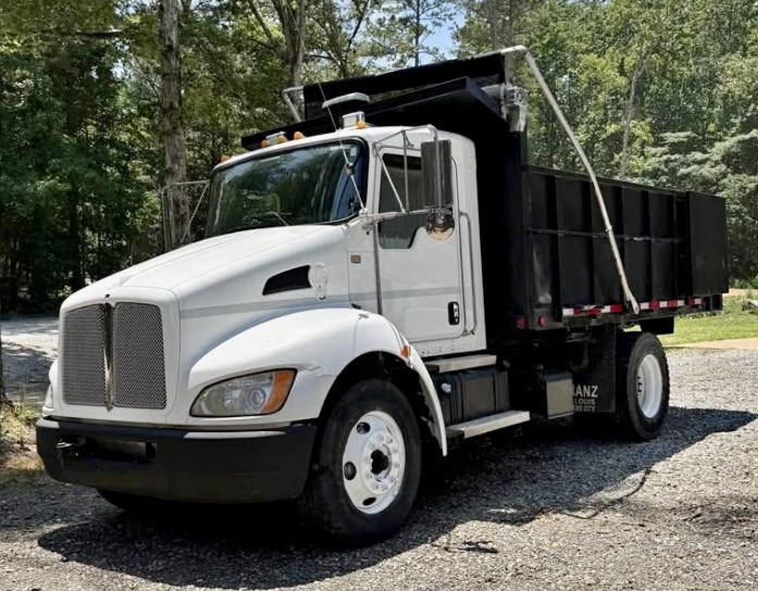 2012 KENWORTH T370 in Prairieville, GA