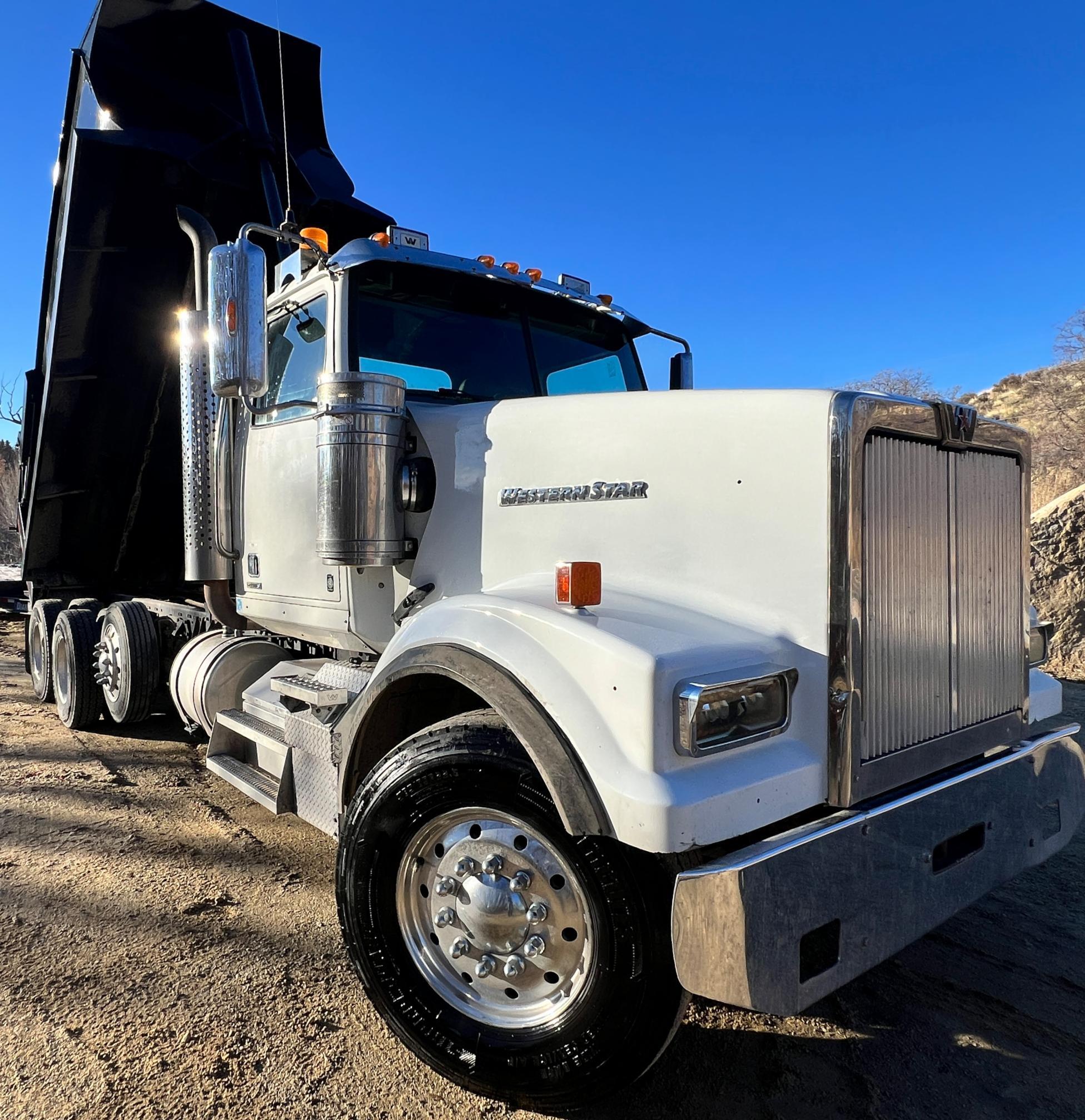 2019 WESTERN STAR 4900 in Salt Lake City, UT