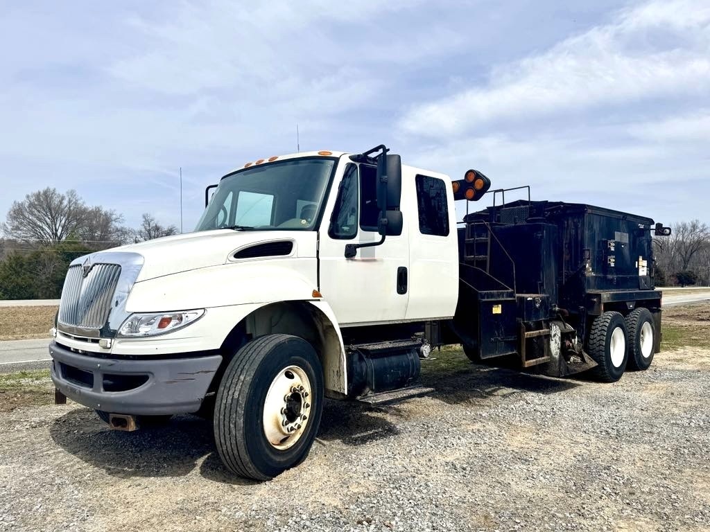 2010 INTERNATIONAL 4400 in Prairieville, LA