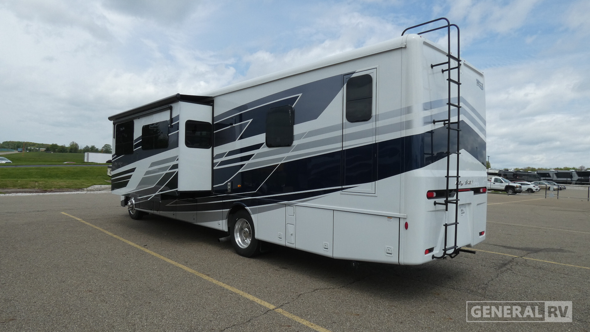 2026 Newmar BAY STAR 3609 in north canton OH