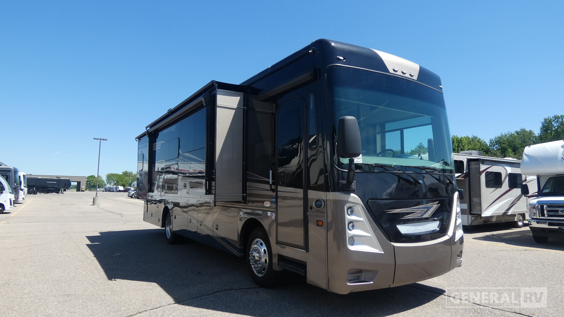 2023 Coachmen SPORTSCOACH 354QS in birch run MI