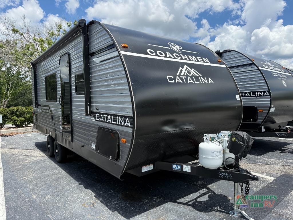 2026 Coachmen Rv Catalina Summit Series 8 211BH in seffner FL