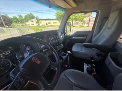 2020 Kenworth T880