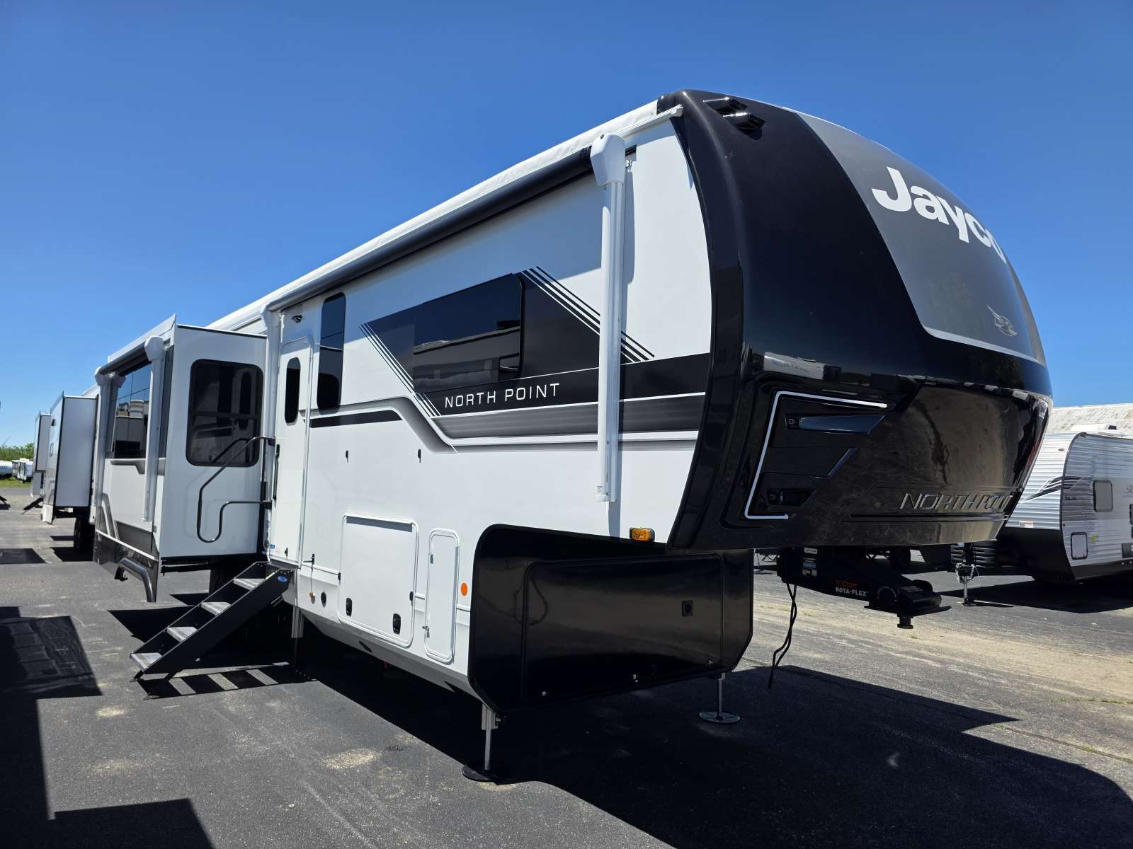 2027 Jayco North Point 310RLTS in maroa IL