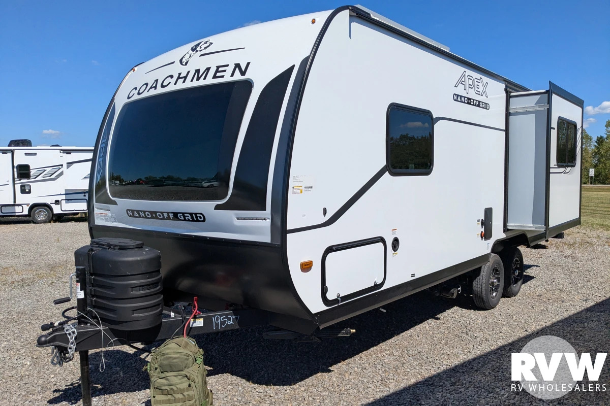 2027 Coachmen Apex Nano 213RDS in lakeview OH
