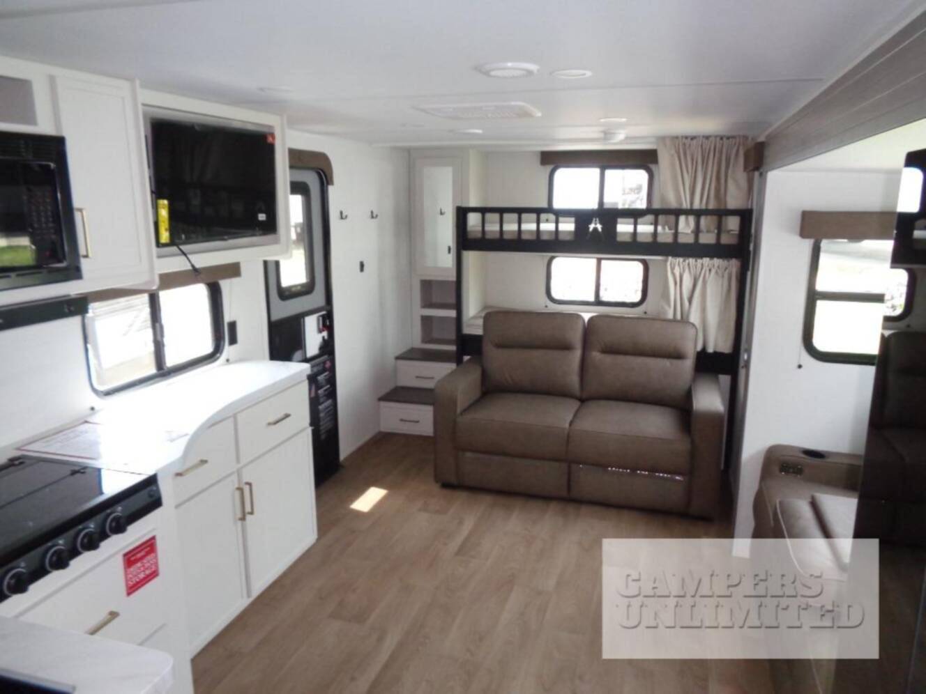 A photo of this 2027 Grand Design Transcend Xplor 265BHT