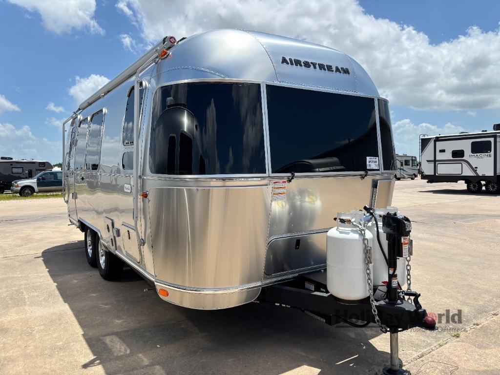 2026 Airstream Flying Cloud 23FB in katy TX