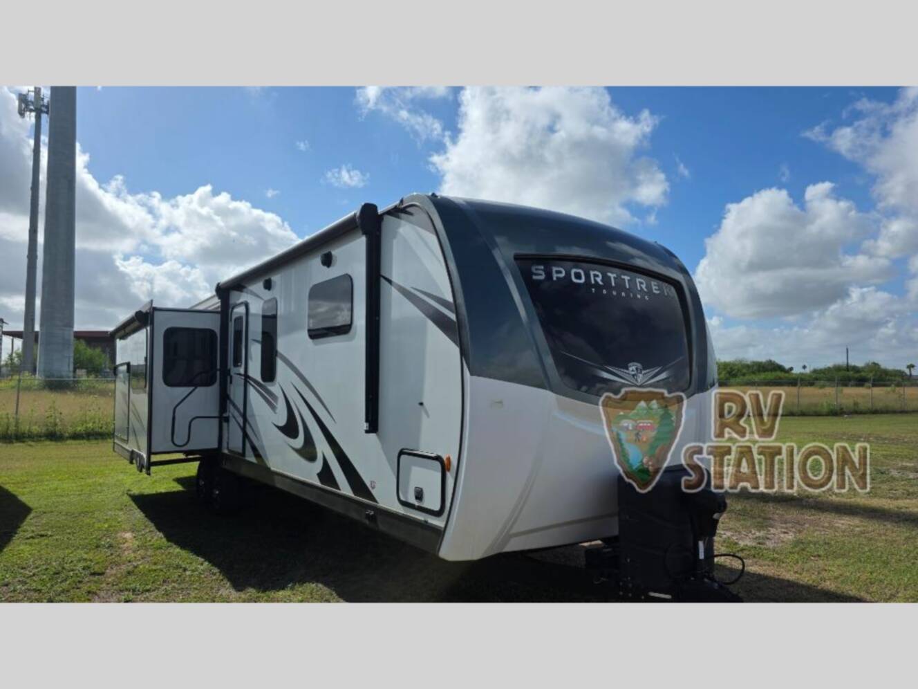A photo of this 2023 Venture Rv SportTrek Touring Edition STT343VIK