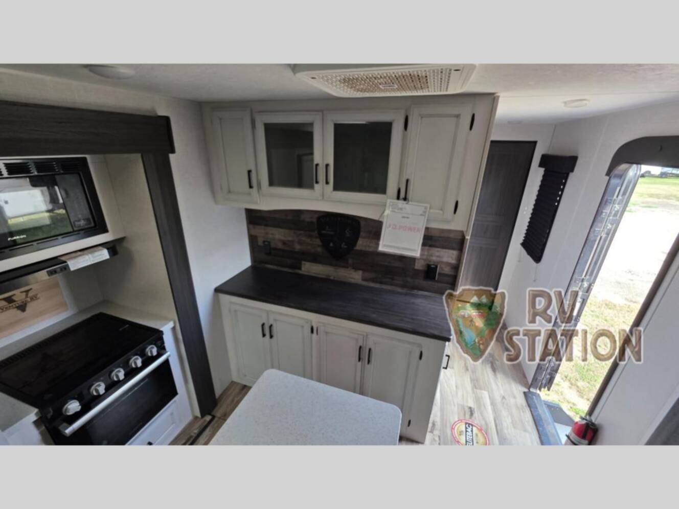 A photo of this 2023 Venture Rv SportTrek Touring Edition STT343VIK