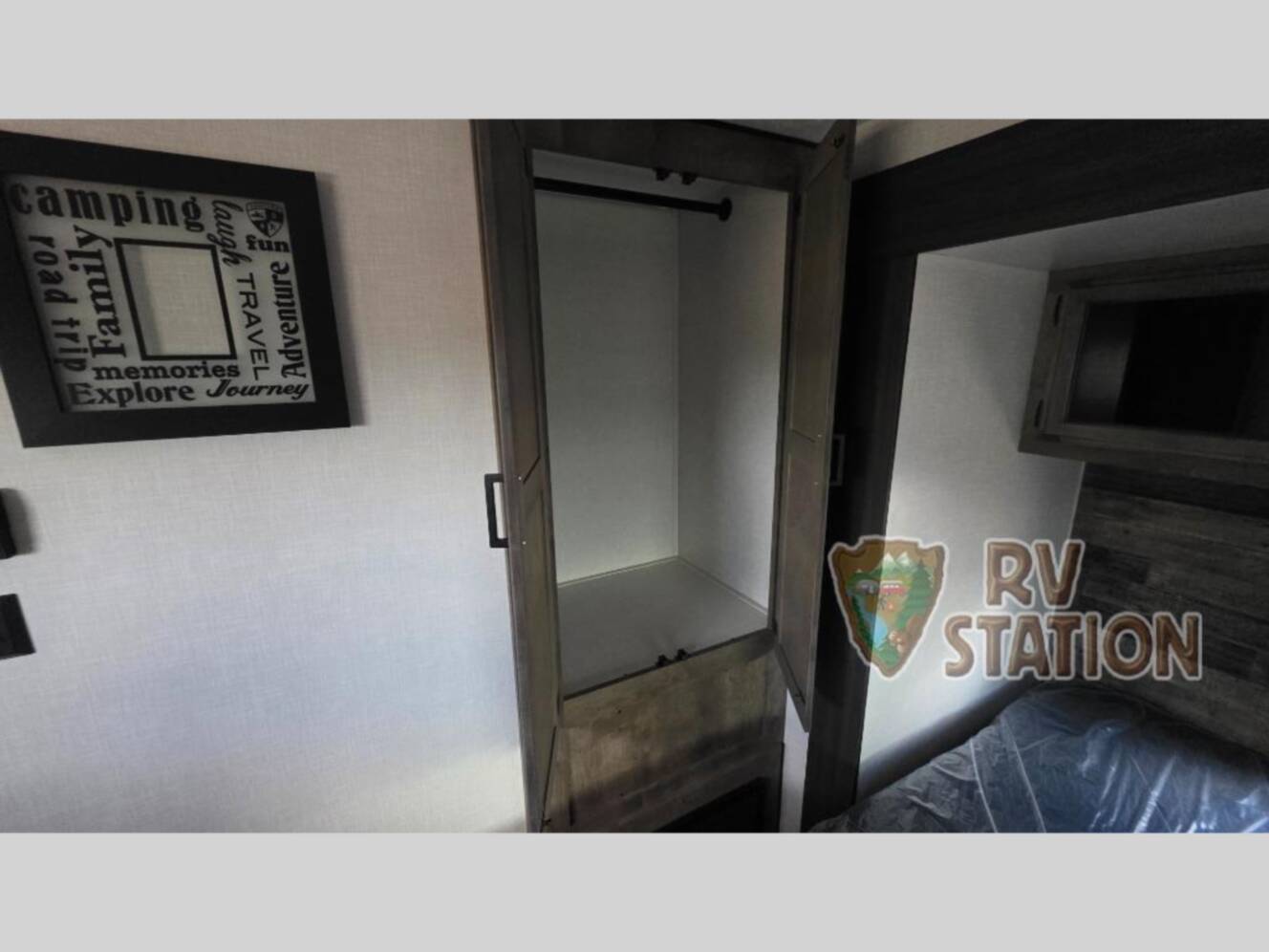 A photo of this 2023 Venture Rv SportTrek Touring Edition STT343VIK