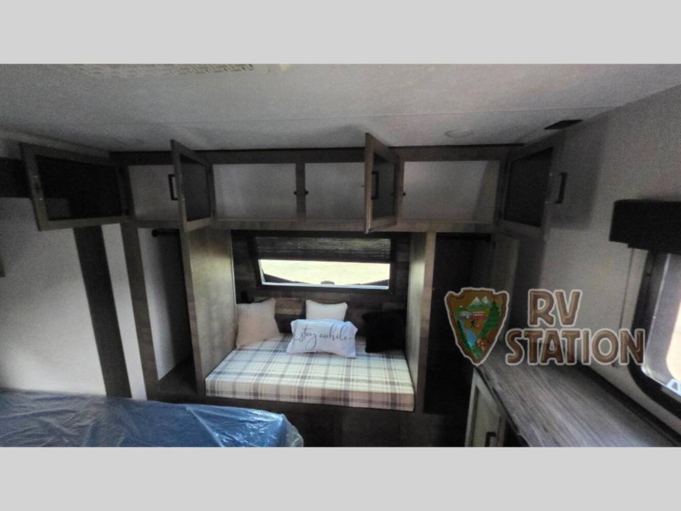 A photo of this 2023 Venture Rv SportTrek Touring Edition STT343VIK