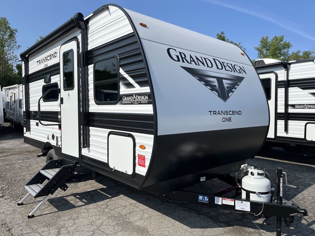 2027 Grand Design Transcend One 151BH in orchard park NY