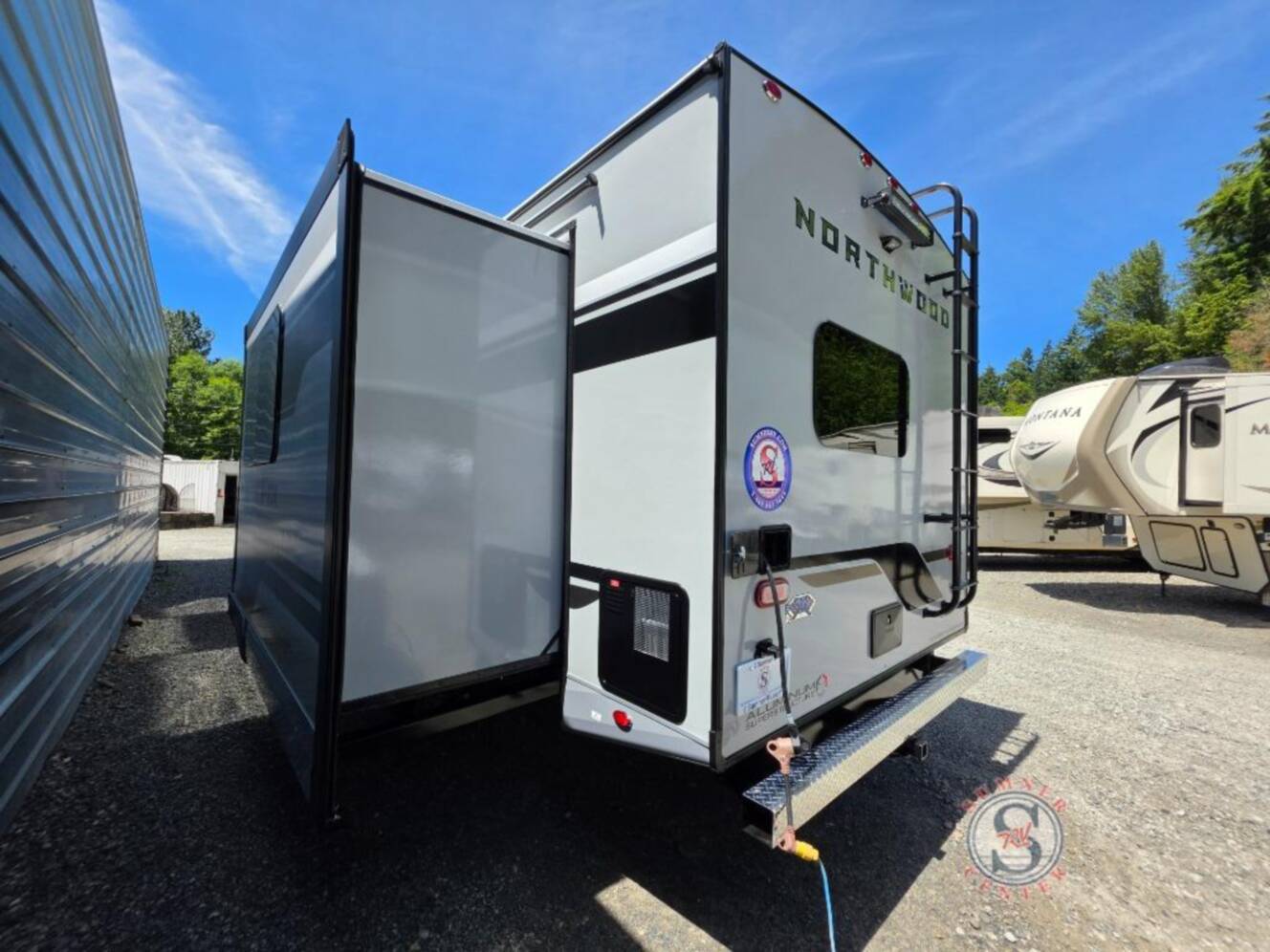 A photo of this 2026 Northwood Arctic Fox Edge 27RK