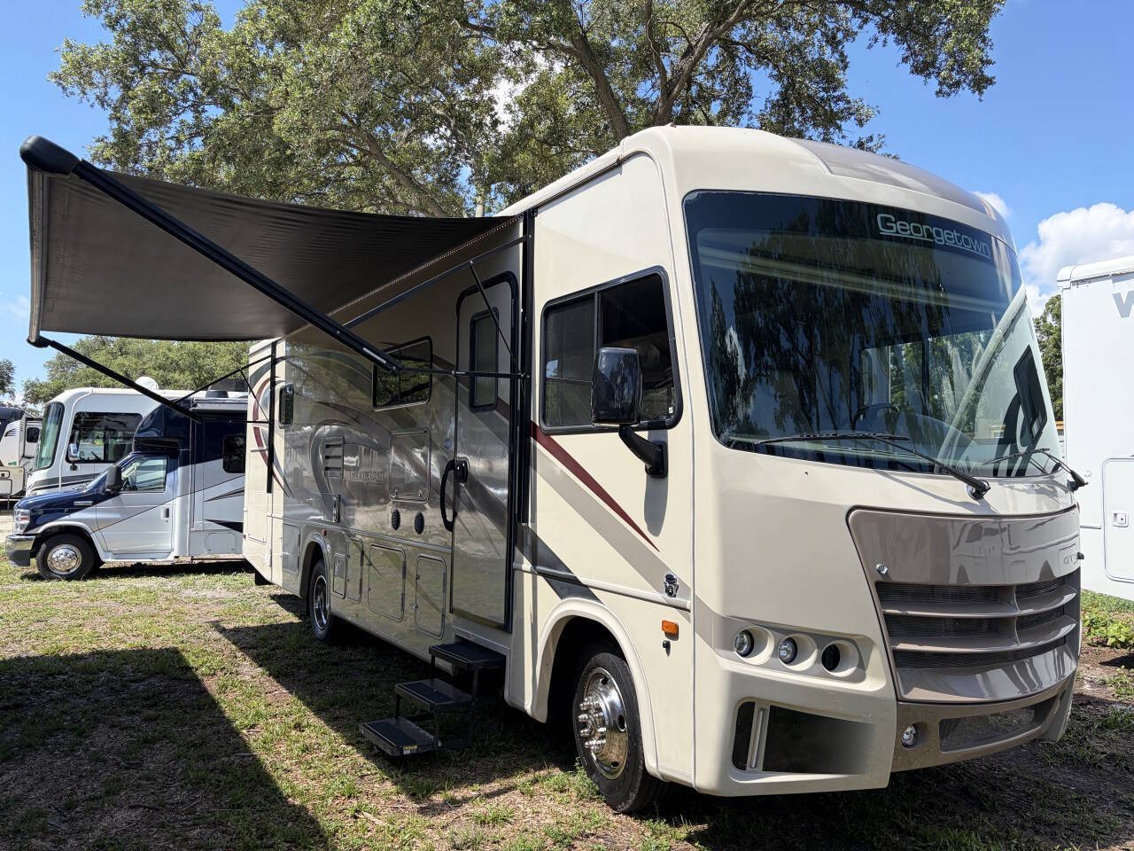 2016 Forest River Georgetown 30 in tampa FL