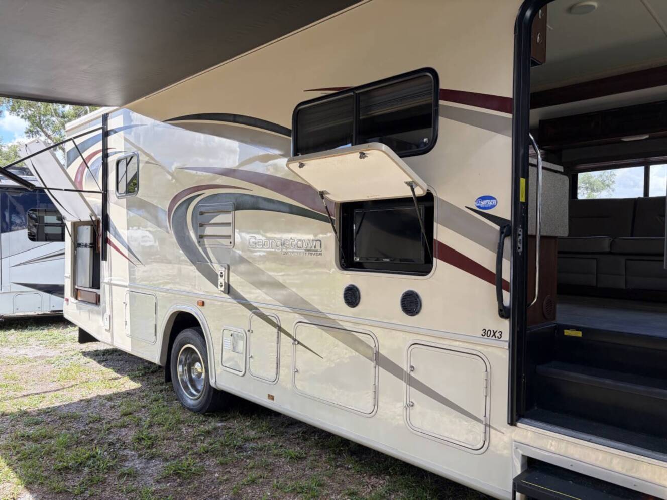 A photo of this 2016 Forest River Georgetown 30