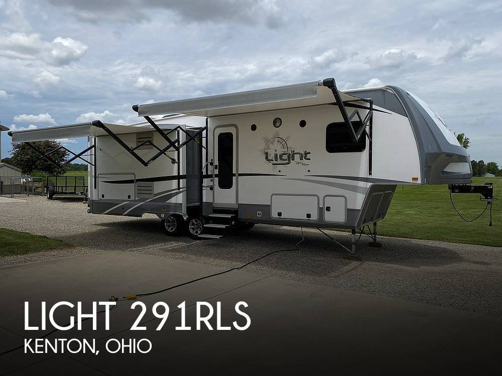 2018 Highland Ridge Light 291RLS LT291RLS in kenton OH