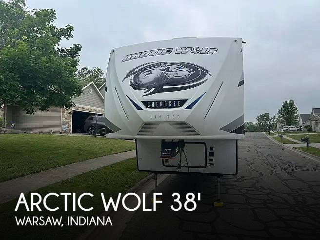 2022 Cherokee Arctic Wolf 3880SUITE RV
