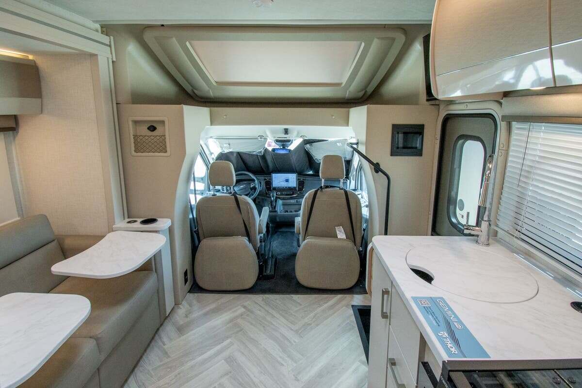 2027 Thor Motor Coach Gemini 24KB in alvarado TX