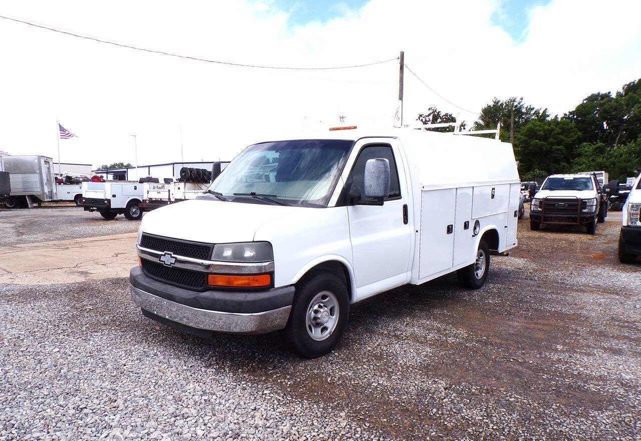 2016 CHEVROLET Express in Atoka, OK