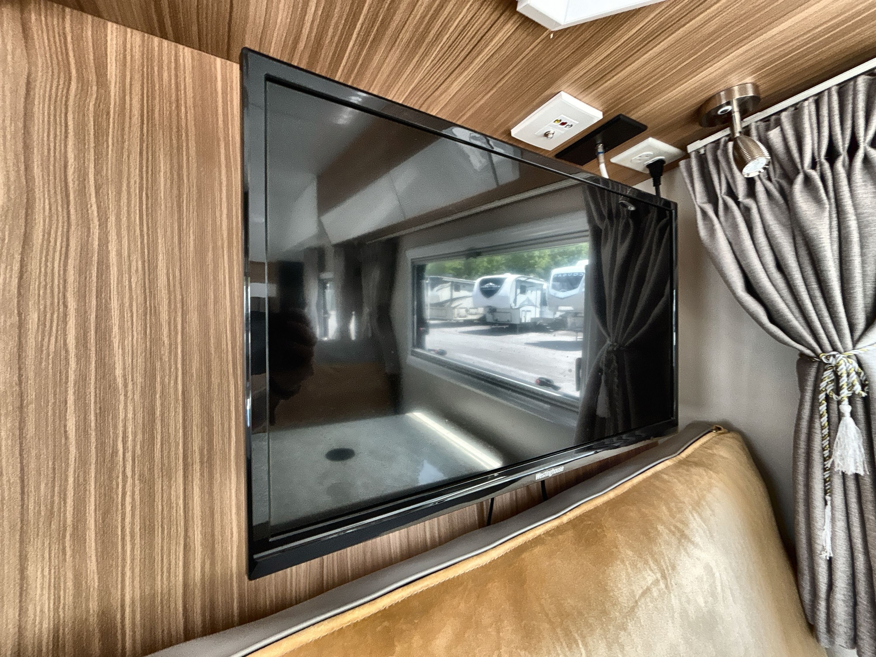 2022 Black Series BLACK SERIES CAMPER HQ15 in chattanooga TN