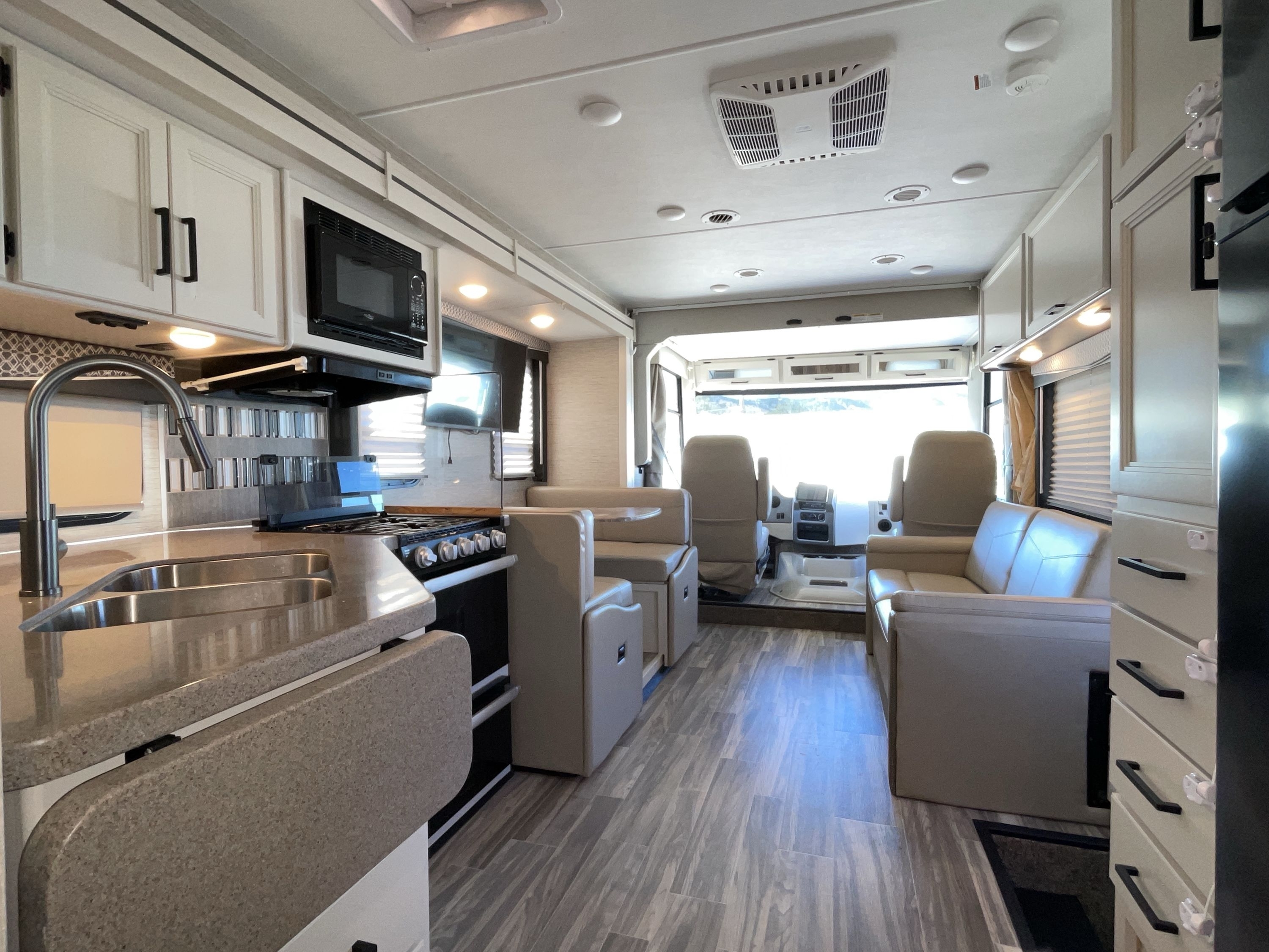 2023 Thor ACE 29G in golden CO