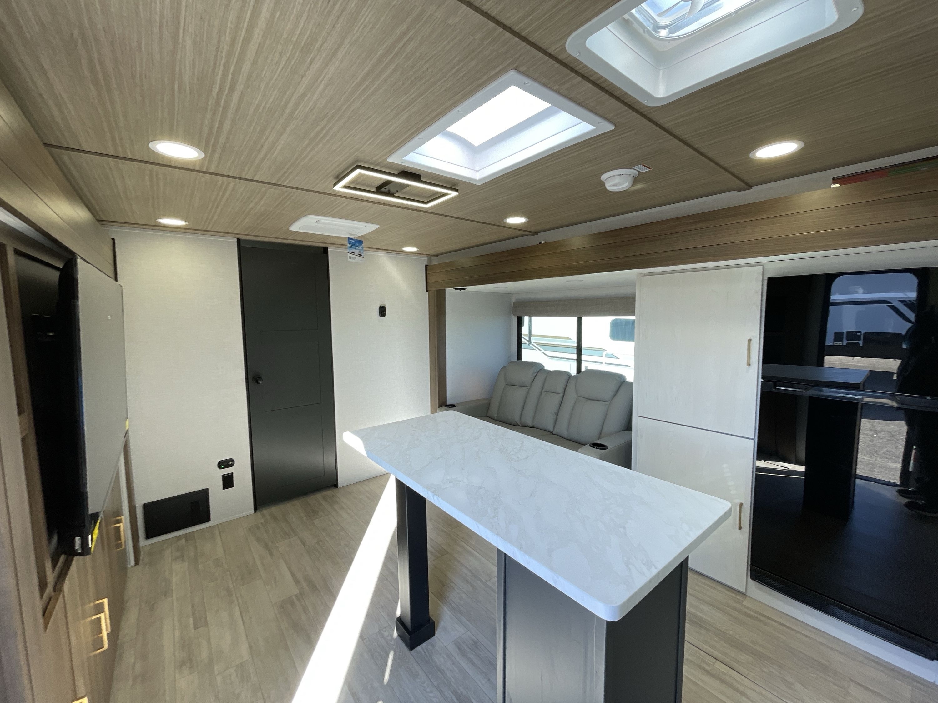 2026 Forest River VIBE EXTREME LITE 2500FIK in rothschild WI