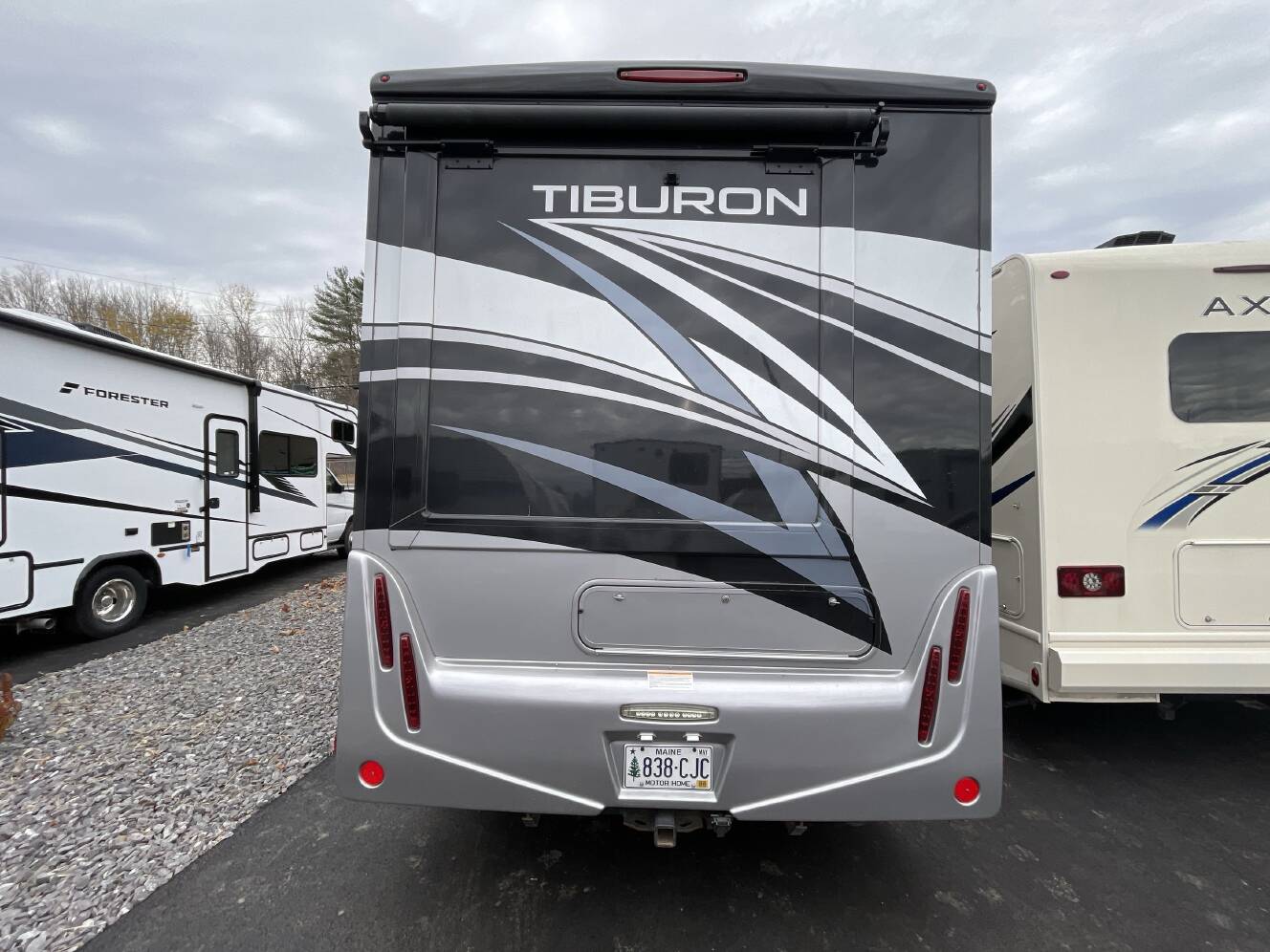 A photo of this 2022 Thor TIBURON 24RW