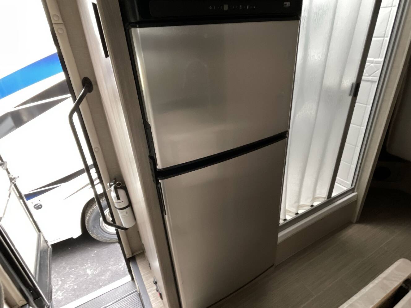 A photo of this 2022 Thor TIBURON 24RW