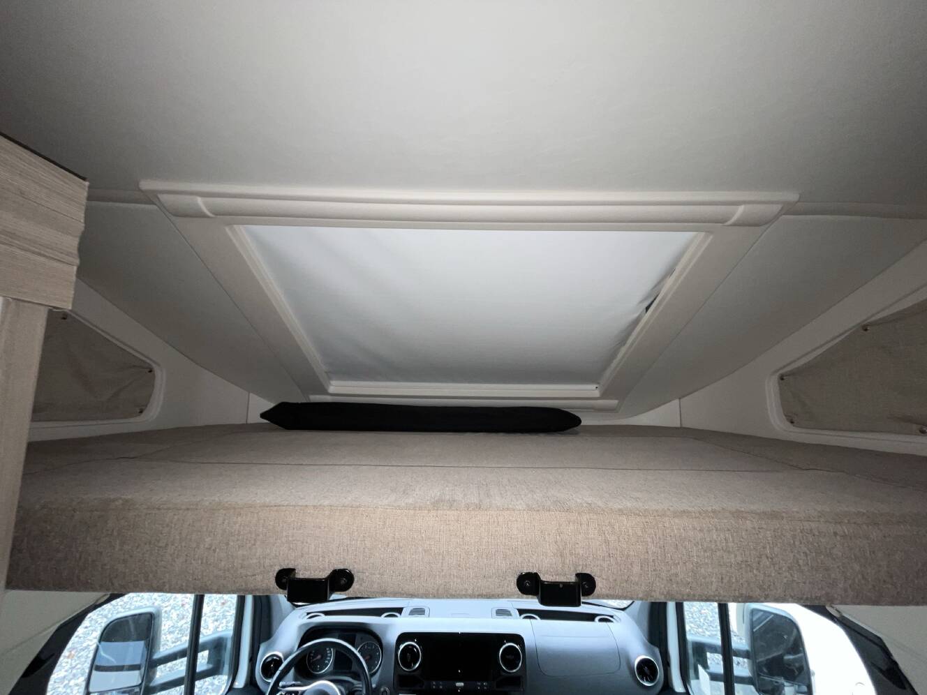A photo of this 2022 Thor TIBURON 24RW
