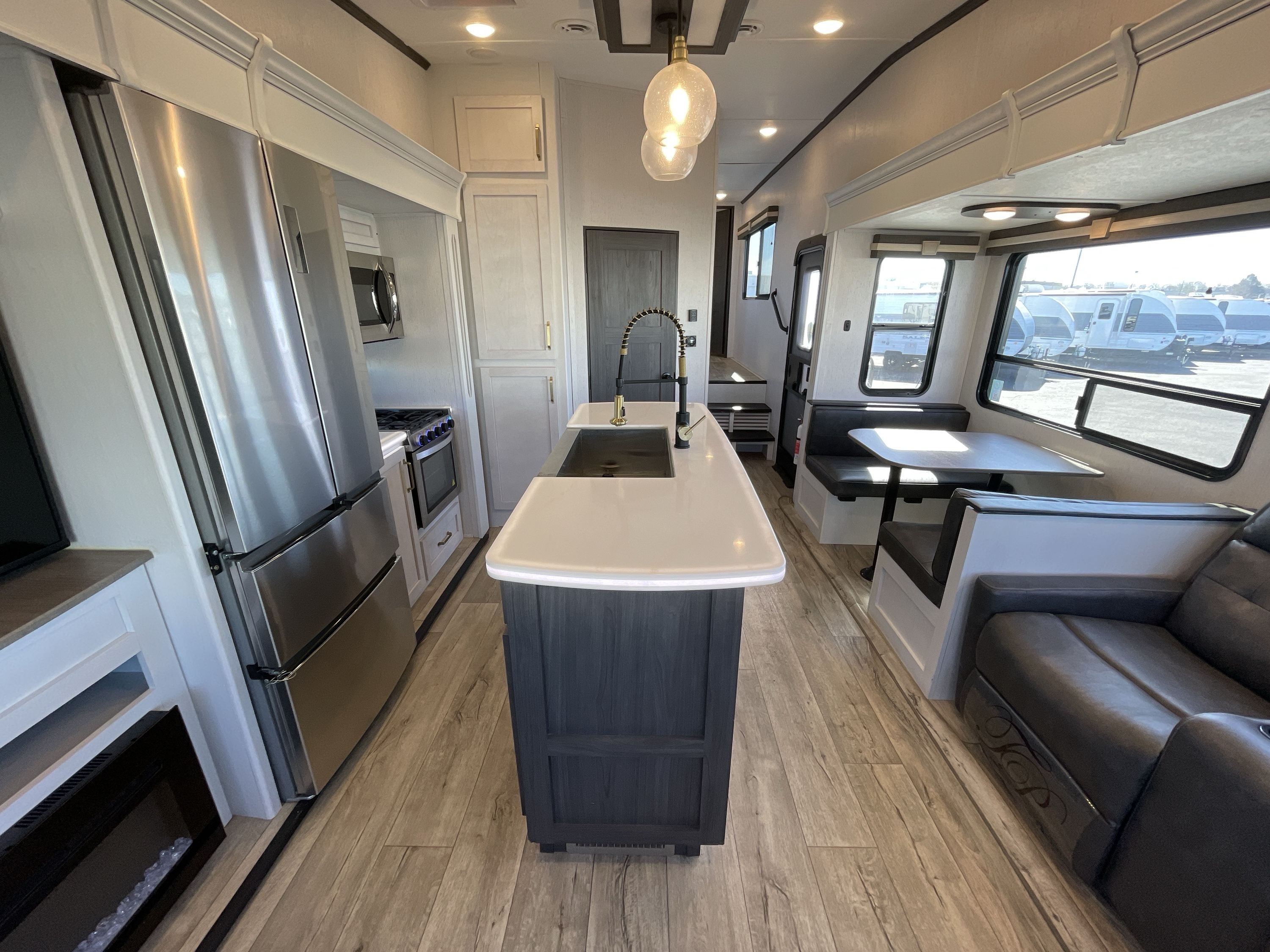 2022 Dutchmen ASTORIA 3553MBP in north little rock AR