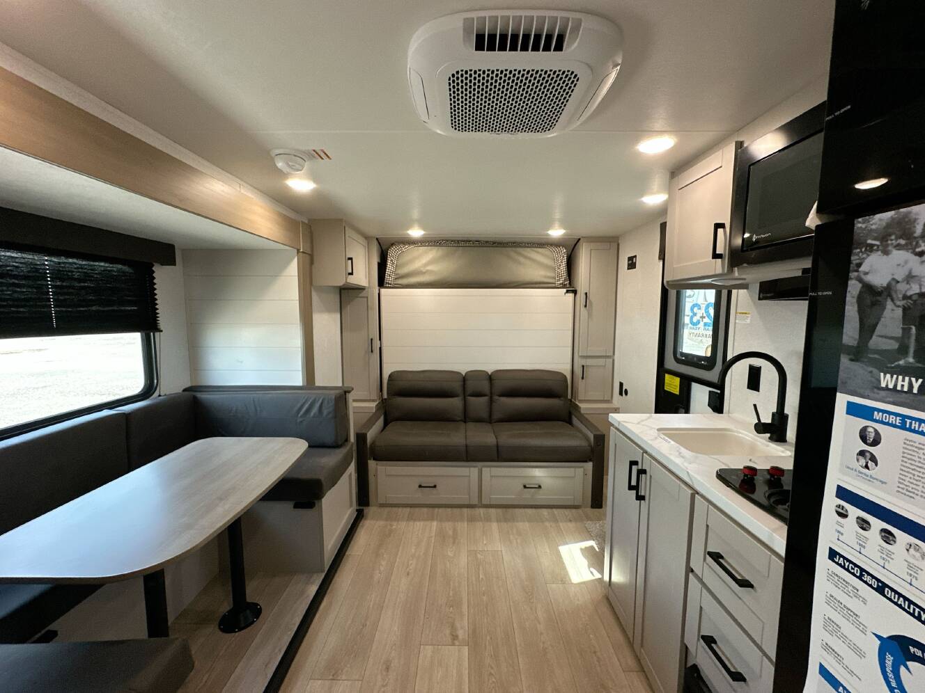 A photo of this 2027 Jayco JAY FLIGHT 197MB