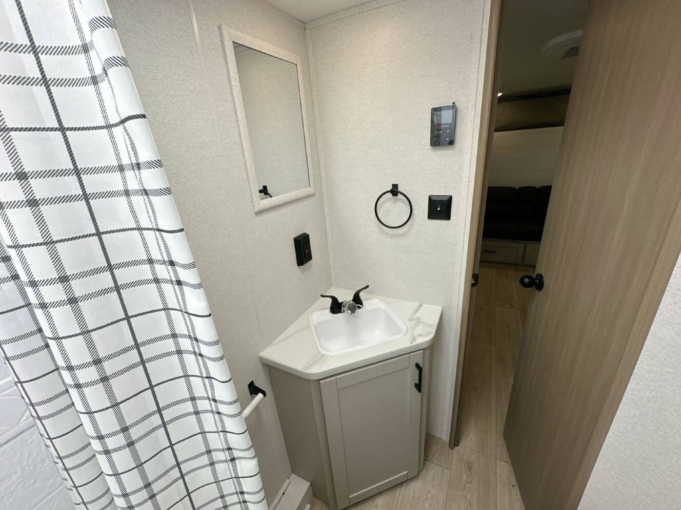 A photo of this 2027 Jayco JAY FLIGHT 197MB