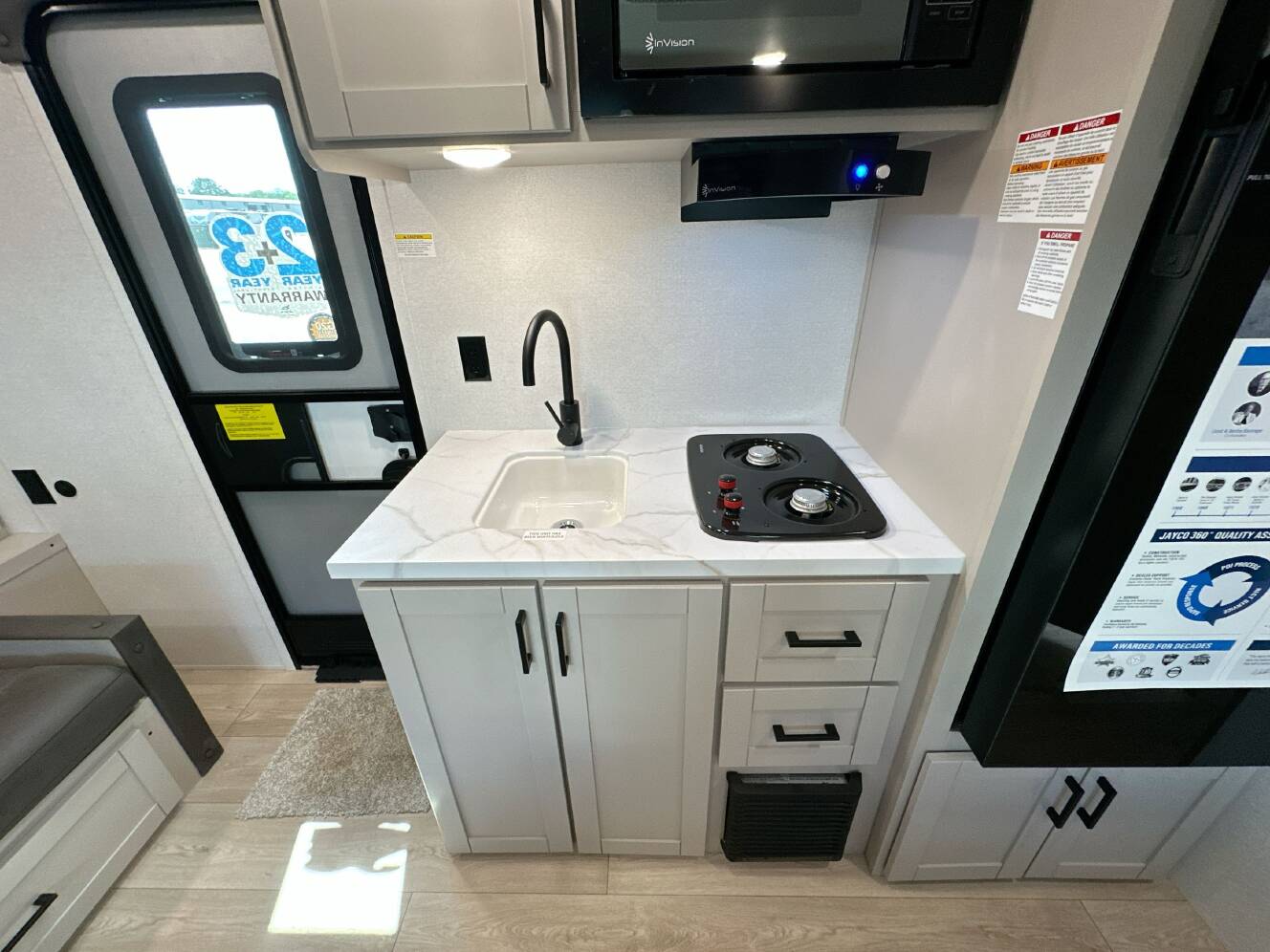 A photo of this 2027 Jayco JAY FLIGHT 197MB