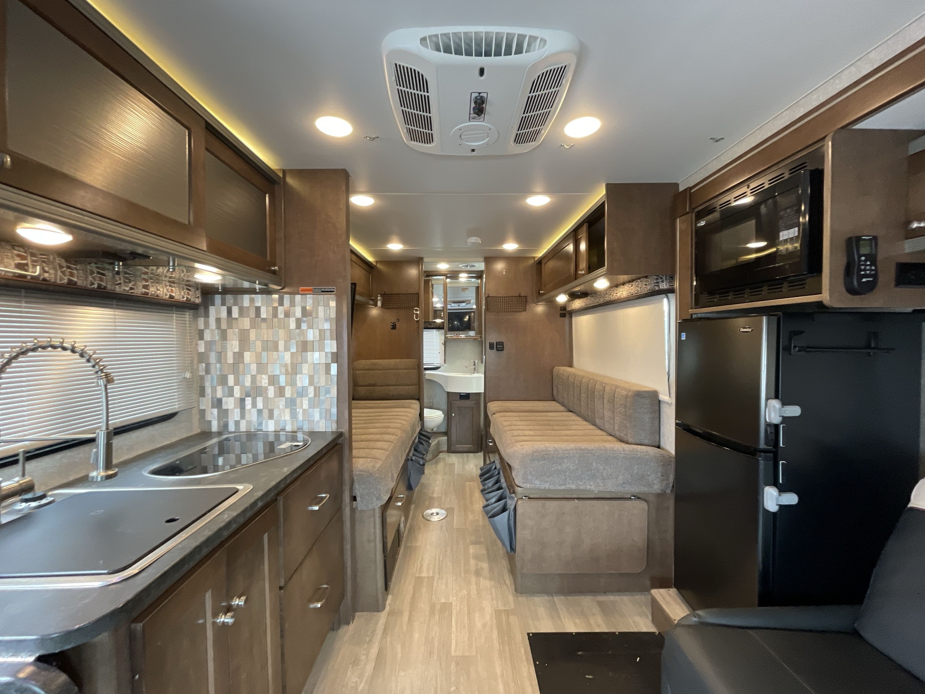 2019 Winnebago FUSE 23A in davenport IA