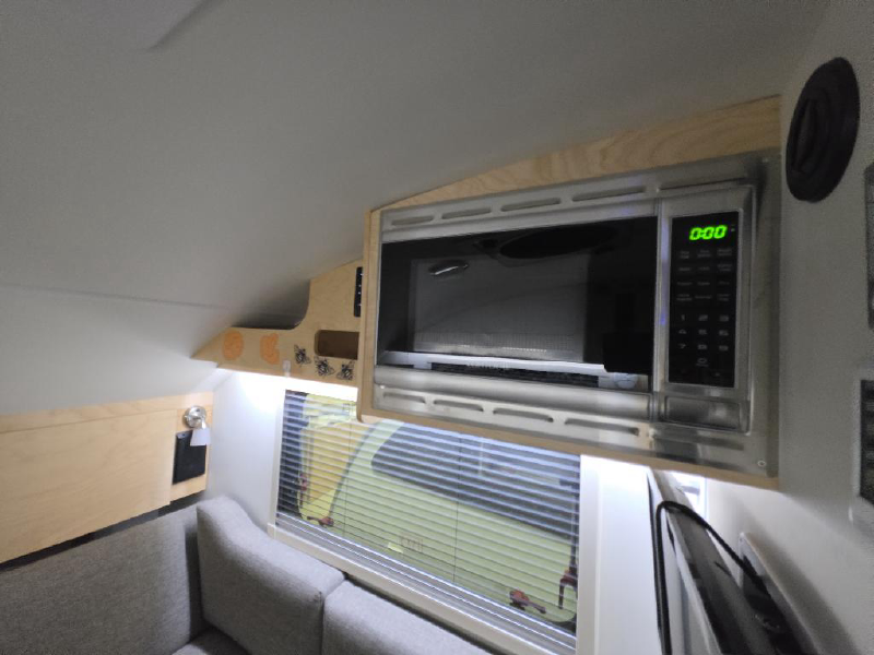 2021 NUCAMP T@B 320