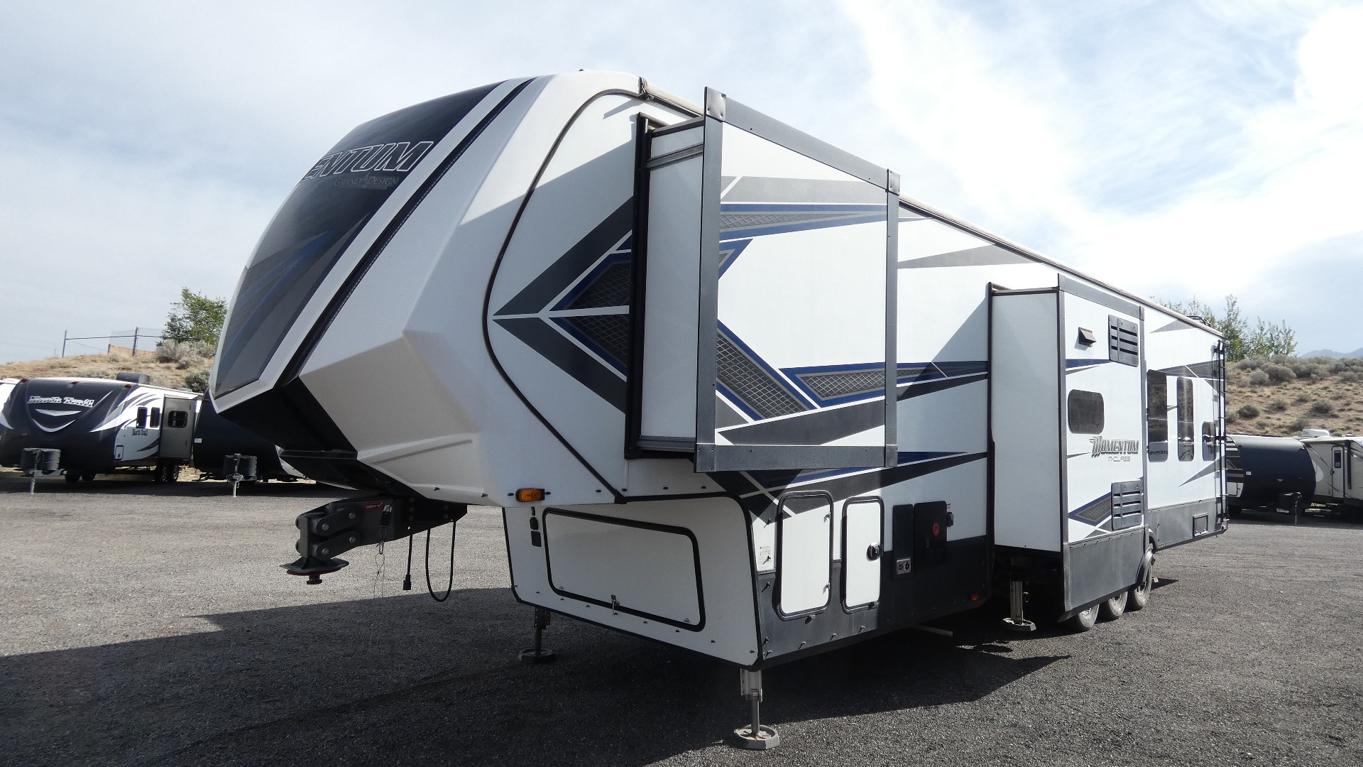 2019 Grand Design MOMENTUM 381M Fifth Wheel Toy Hauler RV