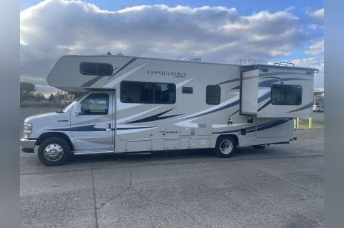 2016 Coachmen LEPRECHAUN 300RS FORD in dallas OR