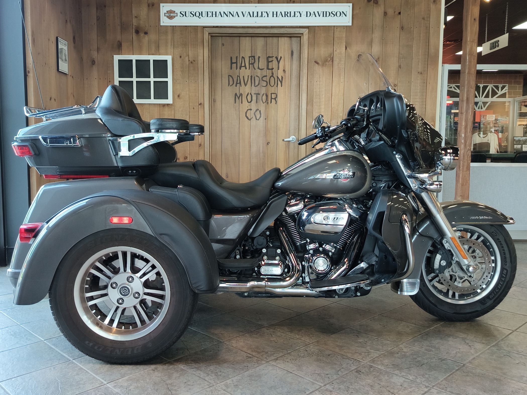 2023 Harley-Davidson Tri Glide® Ultra ULTRA CLASSIC in Harrisburg, PA