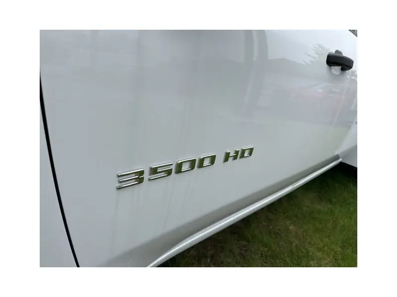 2025 CHEVROLET Silverado 3500HD