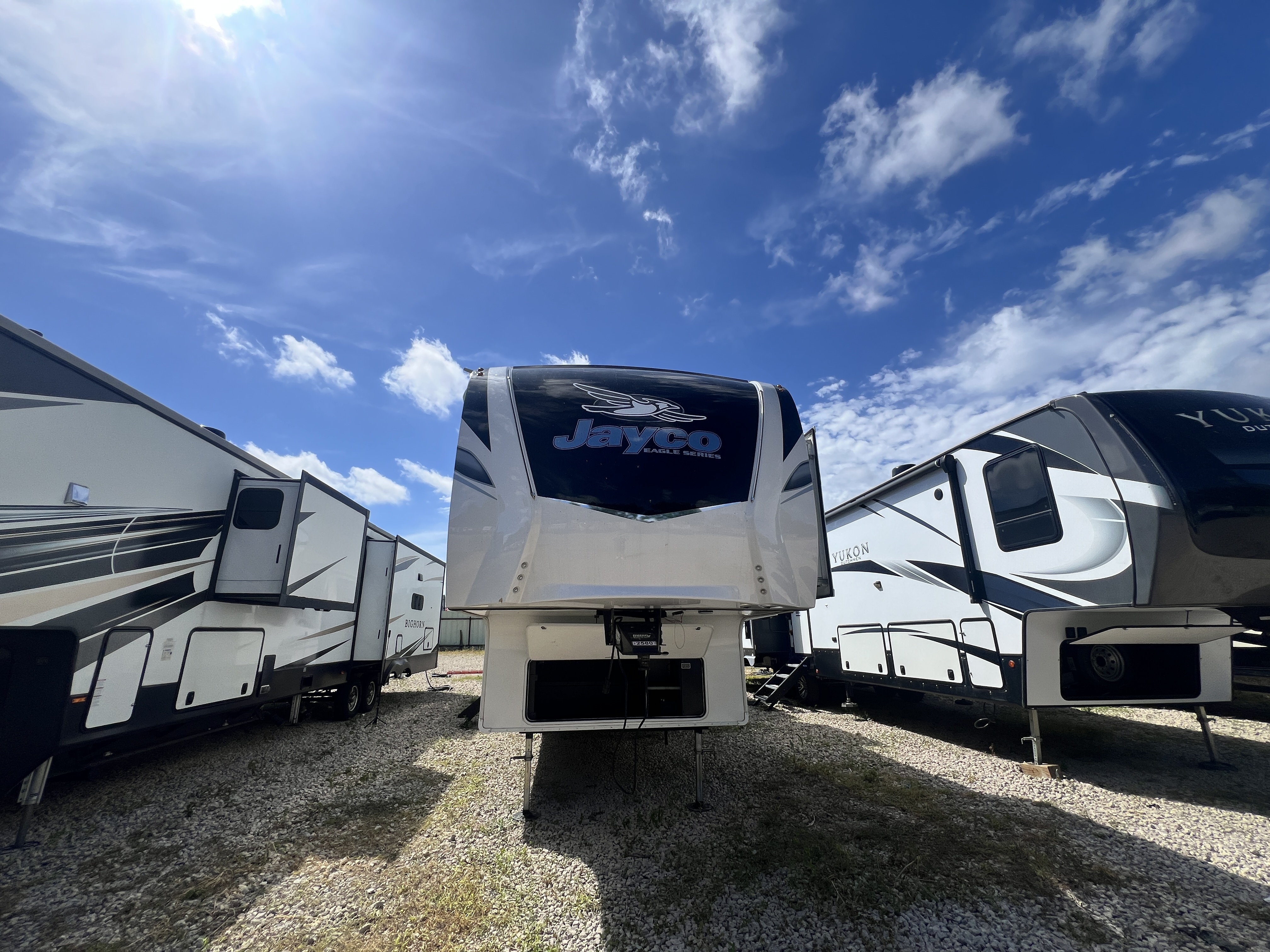 2022 Jayco EAGLE 355MBQS in kennedale TX