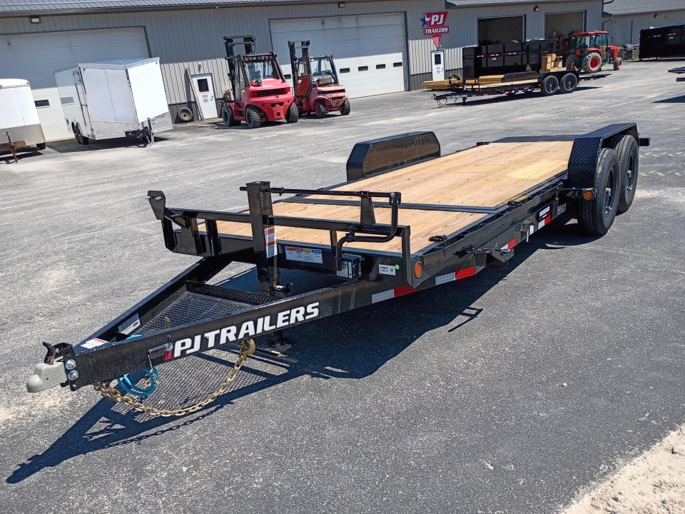 2027 PJ Trailers T6202 in Hilbert, WI