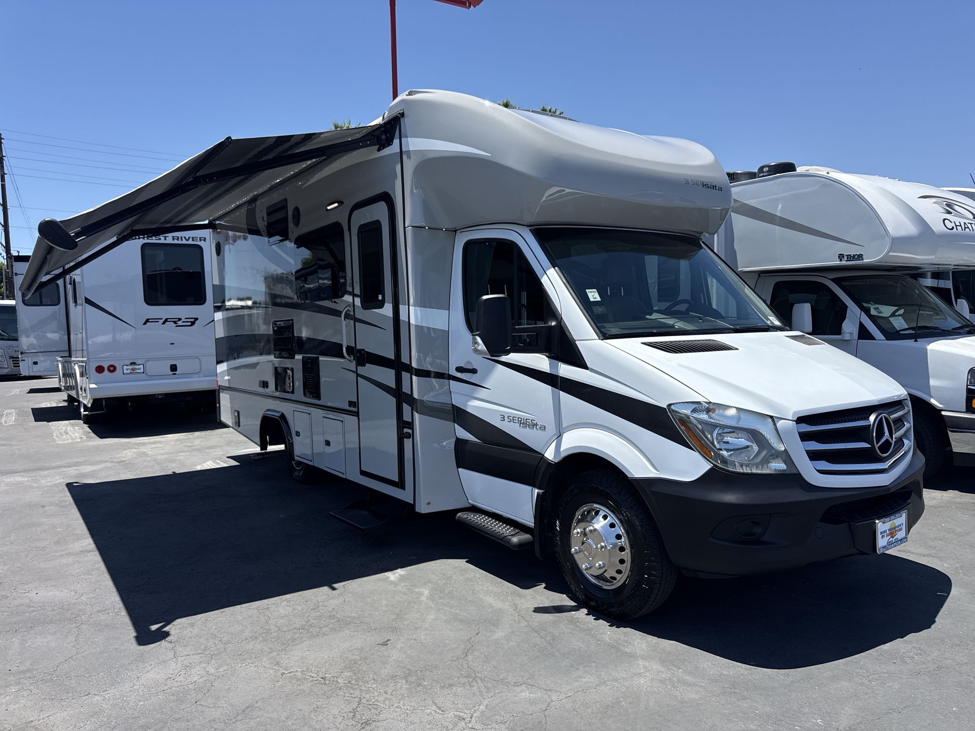 2018 Dynamax Corp ISATA 3 SERIES 24 FW RV
