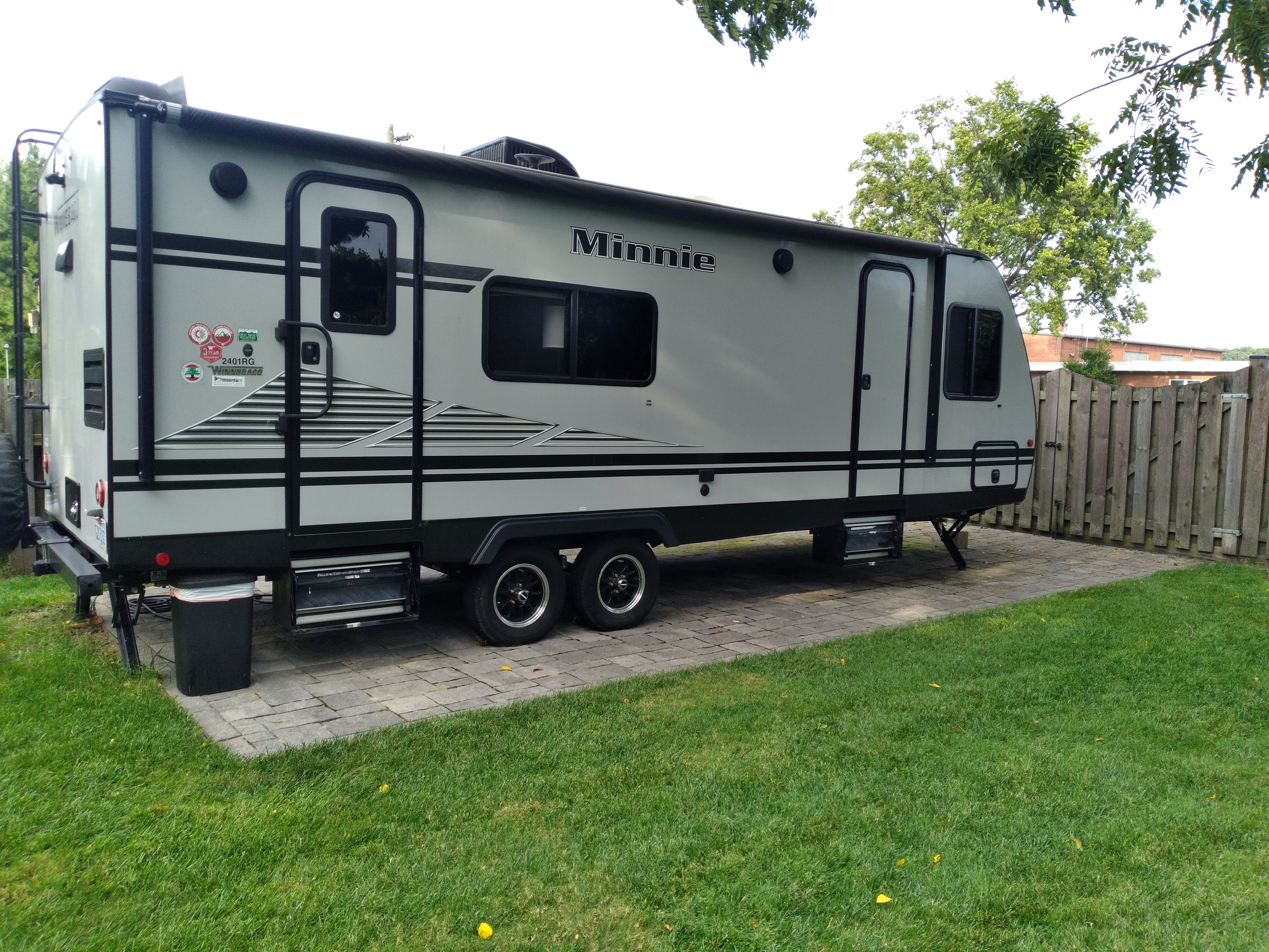 2020 Winnebago MINNIE 2401RG RV